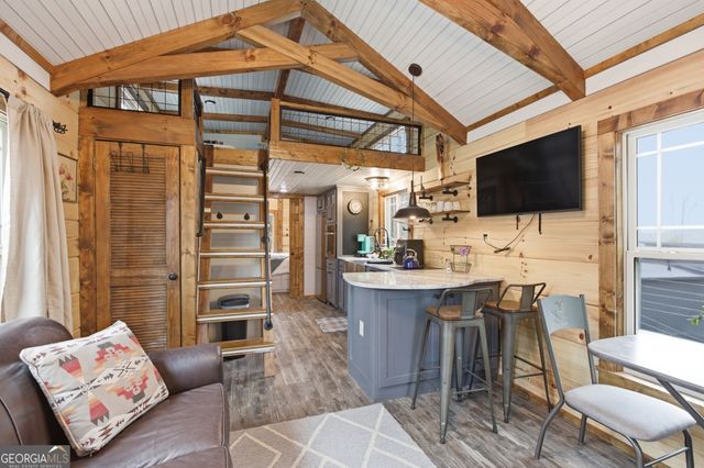 36 Mountain Breeze Ridge, Scaly Mountain, NC 28775