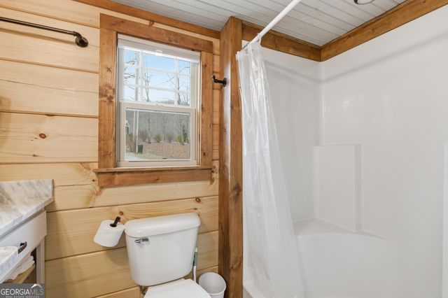 36 Mountain Breeze Ridge, Scaly Mountain, NC 28775