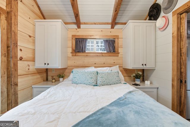 36 Mountain Breeze Ridge, Scaly Mountain, NC 28775