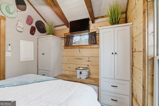 36 Mountain Breeze Ridge, Scaly Mountain, NC 28775