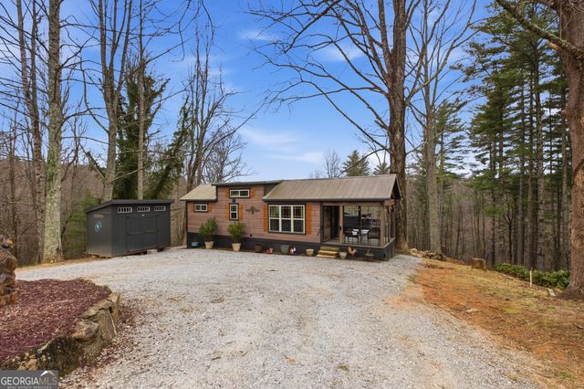 36 Mountain Breeze Ridge, Scaly Mountain, NC 28775