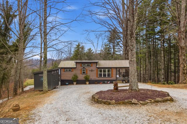 36 Mountain Breeze Ridge, Scaly Mountain, NC 28775