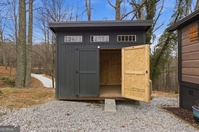 36 Mountain Breeze Ridge, Scaly Mountain, NC 28775