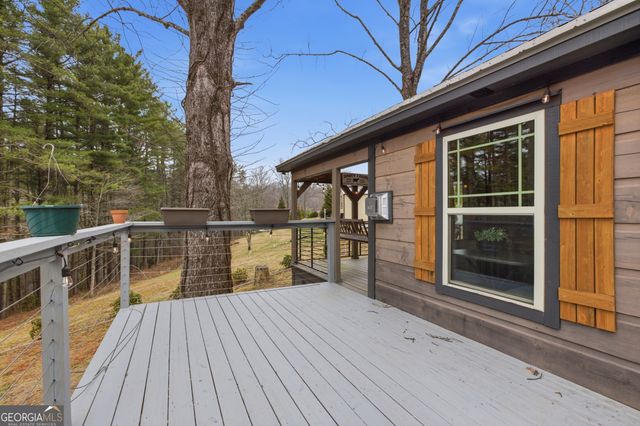 36 Mountain Breeze Ridge, Scaly Mountain, NC 28775