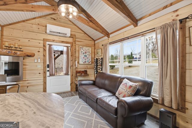 36 Mountain Breeze Ridge, Scaly Mountain, NC 28775