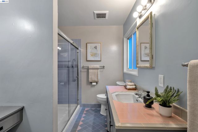 3627 Loma Vista Ave, Oakland, CA 94619