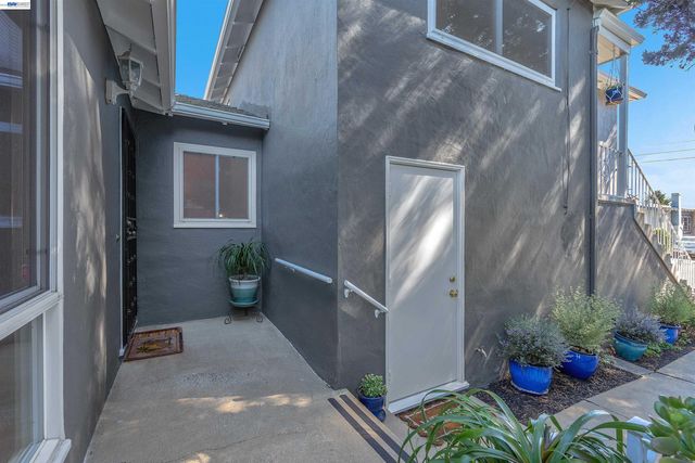 3627 Loma Vista Ave, Oakland, CA 94619