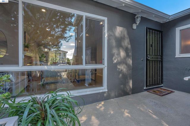 3627 Loma Vista Ave, Oakland, CA 94619