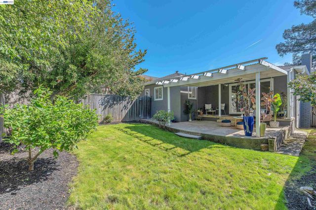 3627 Loma Vista Ave, Oakland, CA 94619