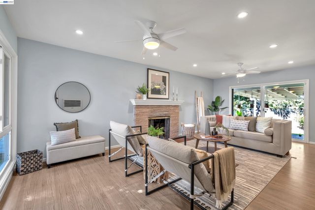 3627 Loma Vista Ave, Oakland, CA 94619