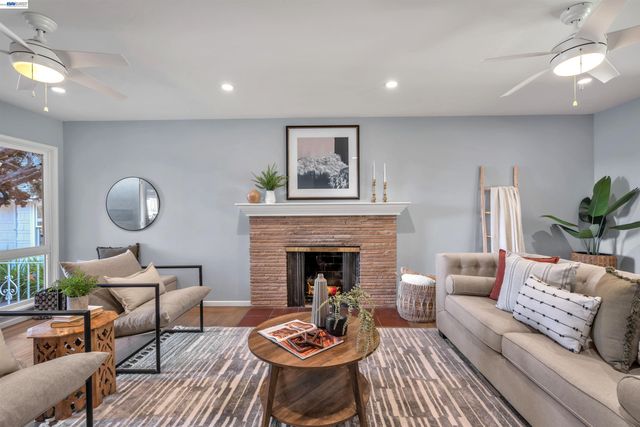 3627 Loma Vista Ave, Oakland, CA 94619