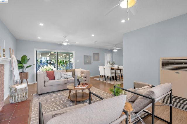 3627 Loma Vista Ave, Oakland, CA 94619