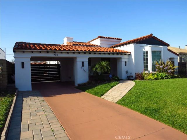 725 W 111th Street, Los Angeles, CA 90044