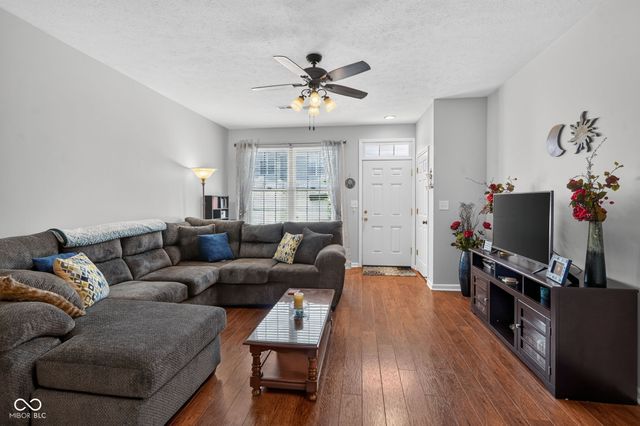 2359 Colfax Lane, Indianapolis, IN 46260