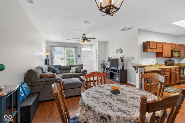 2359 Colfax Lane, Indianapolis, IN 46260