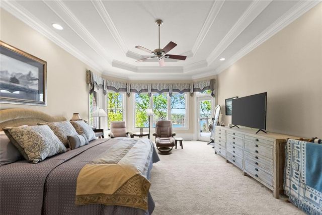 3738 Wavespray, Gainesville, GA 30506