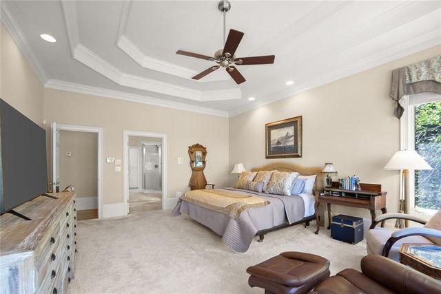 3738 Wavespray, Gainesville, GA 30506