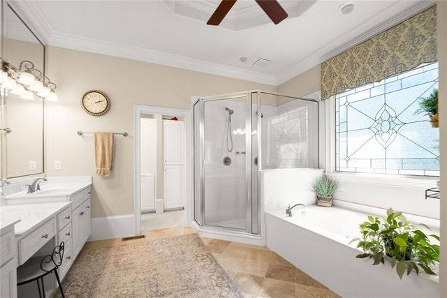 3738 Wavespray, Gainesville, GA 30506