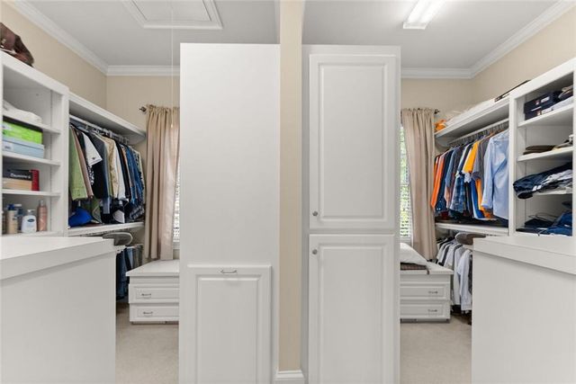 3738 Wavespray, Gainesville, GA 30506