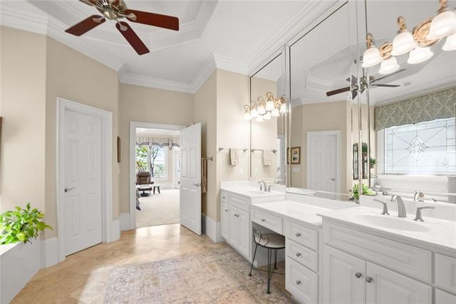 3738 Wavespray, Gainesville, GA 30506