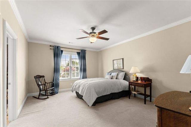 3738 Wavespray, Gainesville, GA 30506