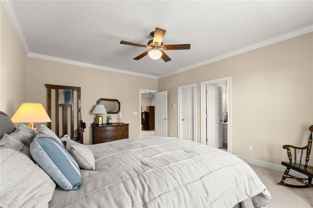 3738 Wavespray, Gainesville, GA 30506