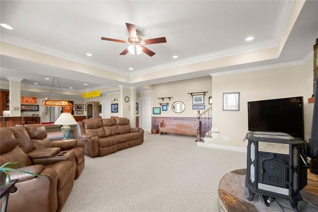 3738 Wavespray, Gainesville, GA 30506