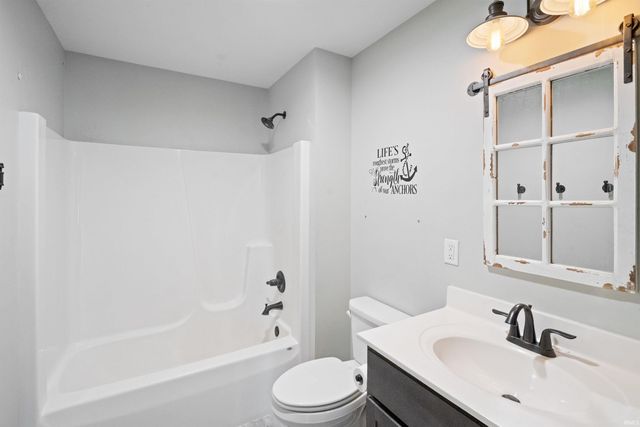 1921 Saratoga Avenue, Kokomo, IN 46901