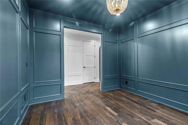 3119 W 72nd Terrace, Prairie Village, KS 66208
