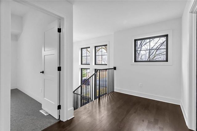 3119 W 72nd Terrace, Prairie Village, KS 66208