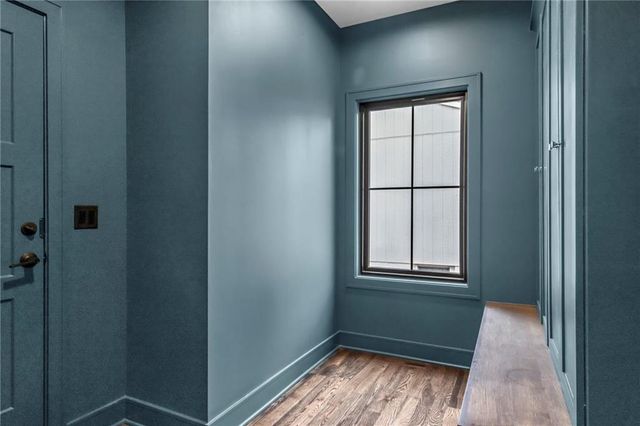3119 W 72nd Terrace, Prairie Village, KS 66208