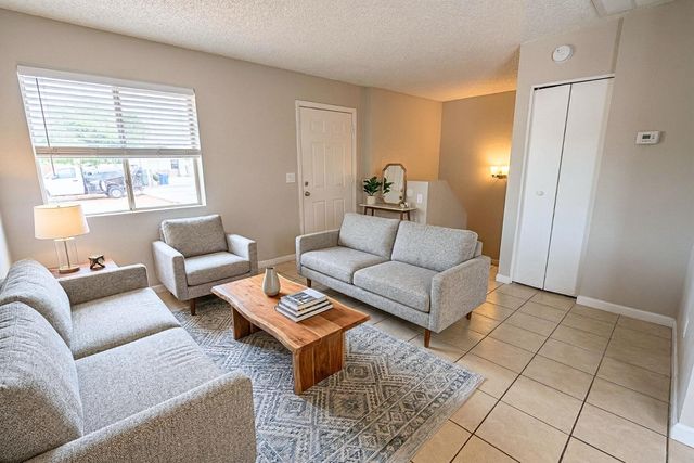 719 W 1st Avenue Apt 103, Mesa, AZ 85210