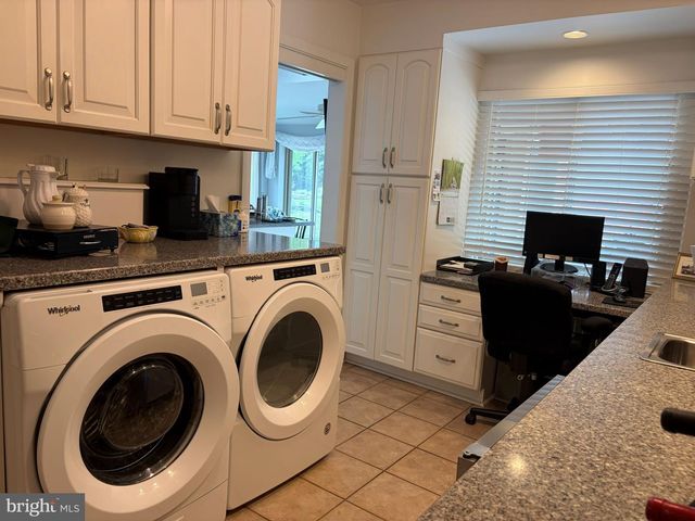 400 BAER AVE, Hanover, PA 17331