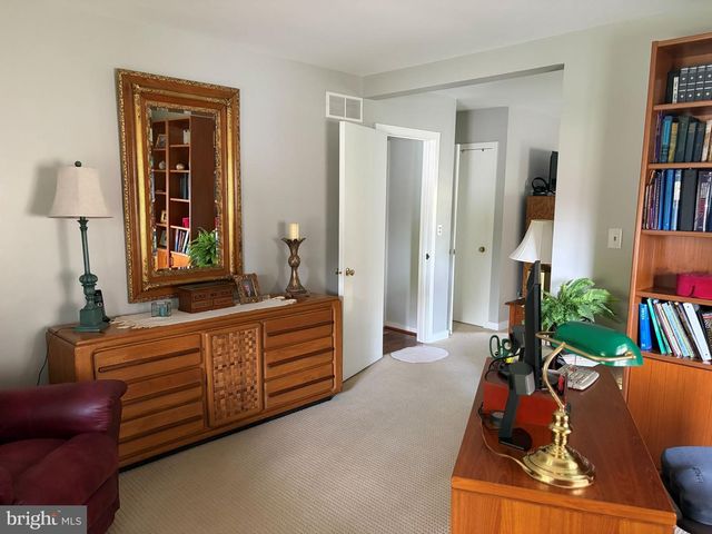400 BAER AVE, Hanover, PA 17331