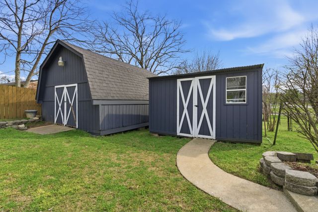 102 Monticello Ave, Goodlettsville, TN 37072