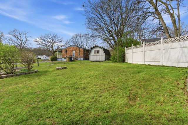 102 Monticello Ave, Goodlettsville, TN 37072