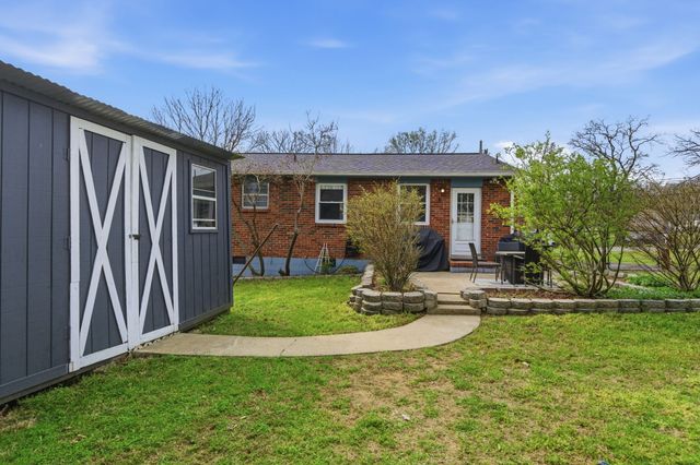 102 Monticello Ave, Goodlettsville, TN 37072