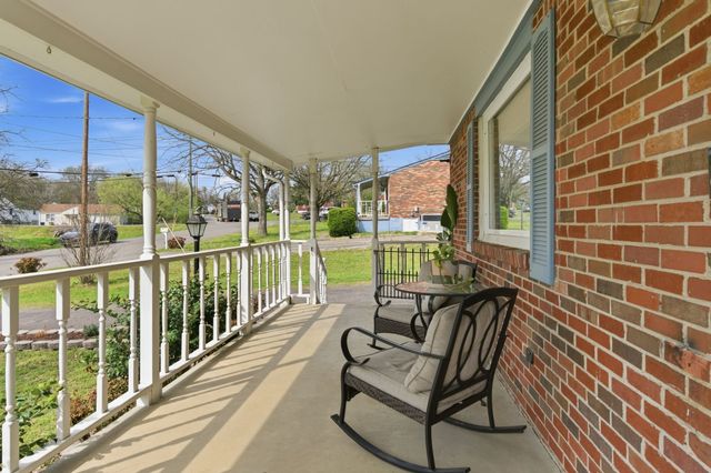 102 Monticello Ave, Goodlettsville, TN 37072