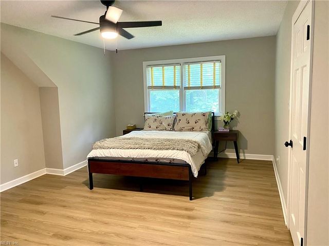 7615 Gloucester Village DR, Gloucester, VA 23061
