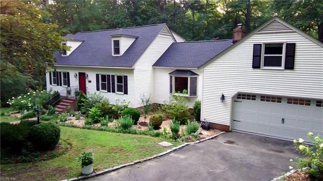 7615 Gloucester Village DR, Gloucester, VA 23061