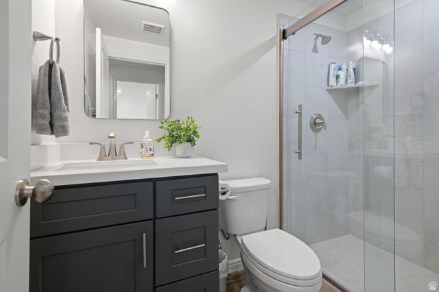 258 E TOPSPIN WAY, Lehi, UT 84043