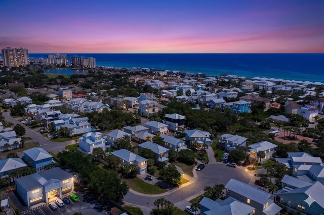 143 Penelope Street, Miramar Beach, FL 32550