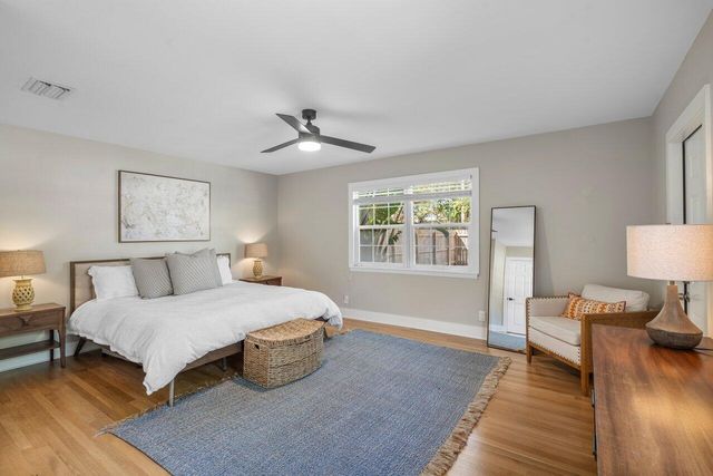 215 S Palmway, Lake Worth Beach, FL 33460