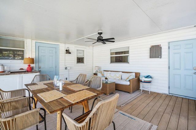 215 S Palmway, Lake Worth Beach, FL 33460