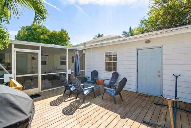 215 S Palmway, Lake Worth Beach, FL 33460