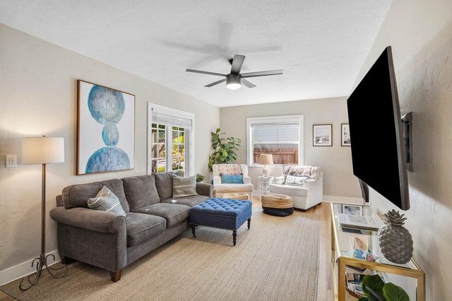 215 S Palmway, Lake Worth Beach, FL 33460