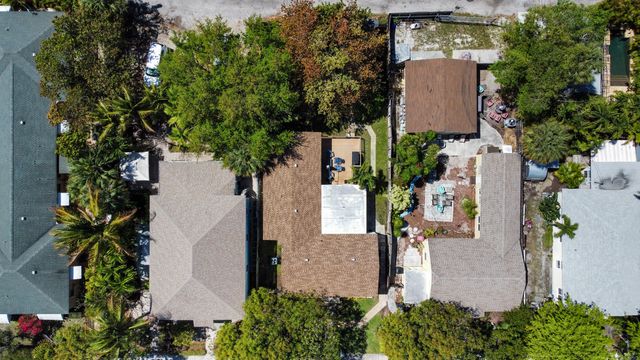 215 S Palmway, Lake Worth Beach, FL 33460