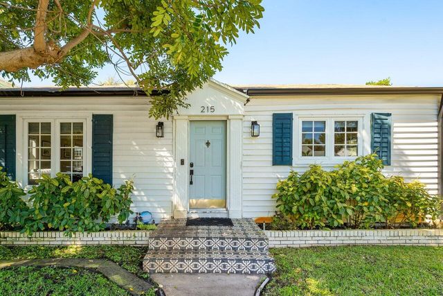 215 S Palmway, Lake Worth Beach, FL 33460