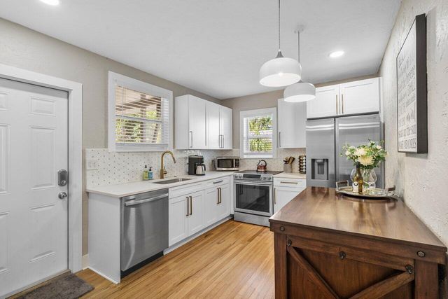 215 S Palmway, Lake Worth Beach, FL 33460