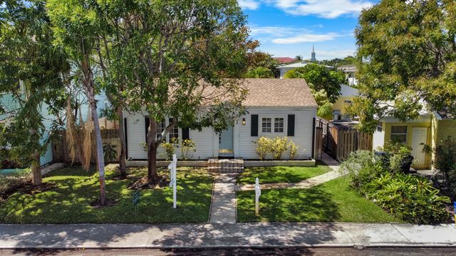 215 S Palmway, Lake Worth Beach, FL 33460